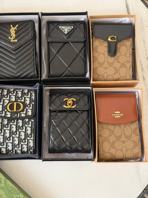 کیف موبایل لاکچری برندهای Chanel، Dior، Gucci، Prada، Fendi، Coach | کیف پول موبایل زنانه