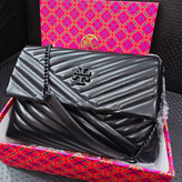 کیف دوشی زنانه Tory Burch طرح دوخت مورب زنجیری